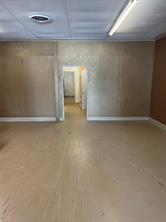 919 Halsell - Photo 6