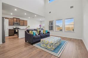 1613 Grand Villa Street - Photo 8