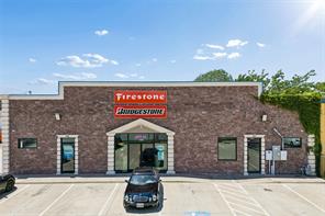 4001 S Buckner Boulevard - Photo 1