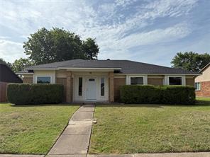 206 E Ridgegate Drive - Photo 1