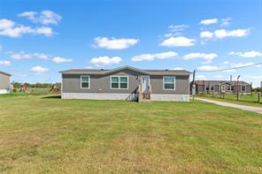 2347 NE County Road 2070 - Photo 1