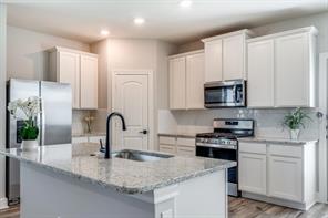 1009 Calhoun Drive - Photo 1