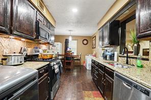 737 Judy Lane - Photo 14