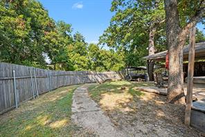 737 Judy Lane - Photo 26