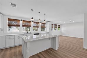 7228 Emerald Drive - Photo 10