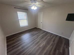 904 N Austin Street - Photo 13
