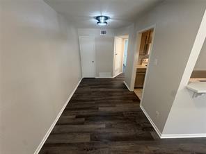 904 N Austin Street - Photo 5