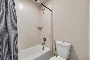 2120 Sumard Drive - Photo 22