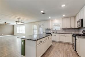 2604 Wesley Avenue - Photo 12