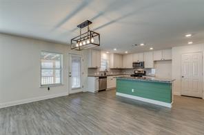 2604 Wesley Avenue - Photo 8