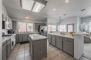 4820 Thames Drive - Photo 11