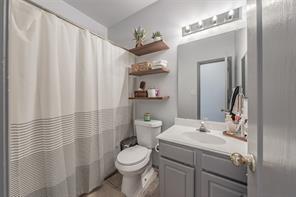 4820 Thames Drive - Photo 23