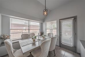 4820 Thames Drive - Photo 6