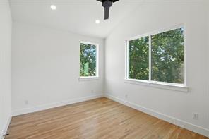 5837 Oram Street - Photo 8