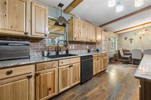 7766 N State Highway 78 - Photo 8