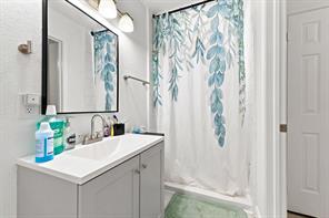 298 7th Street - Photo 23