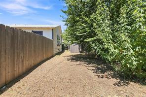 298 7th Street - Photo 28