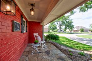 112 Sequoya Drive - Photo 3