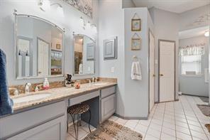 763 Livingston Drive - Photo 30