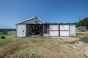148 Private Road 169 - Photo 3
