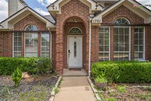 1701 Creekway Drive - Photo 1