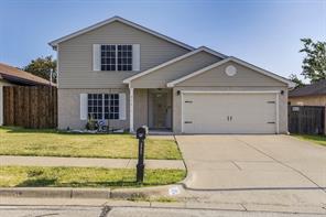 211 Faircrest Drive - Photo 1