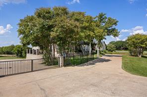 6410 Westover Drive - Photo 32