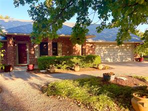 634 Maplewood Drive - Photo 1