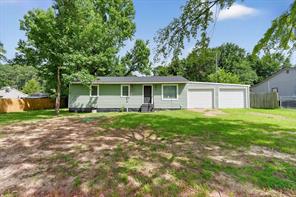 369 Pinewood Road - Photo 1