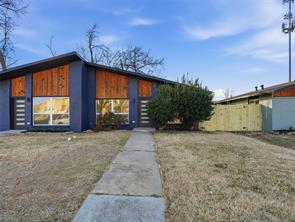 1721 R Avenue - Photo 1