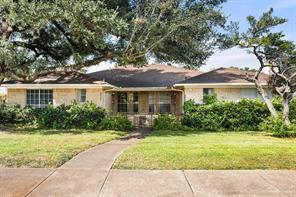 8351 Lullwater Drive - Photo 1