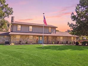 1845 Summer Lane - Photo 1