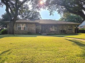 9334 Hunters Creek Drive - Photo 1