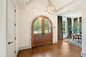 5638 Greenbrier Drive - Photo 3