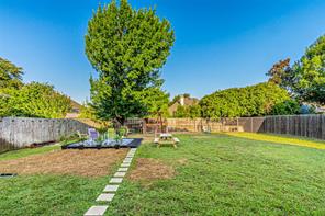 8504 Saffron Drive - Photo 20