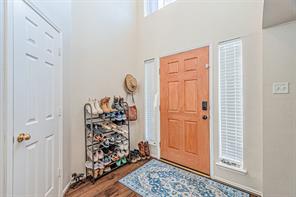 8504 Saffron Drive - Photo 4