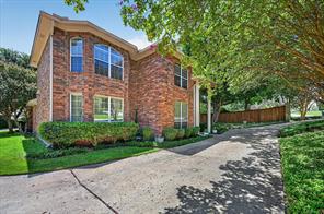 106 Sceptre Drive - Photo 1