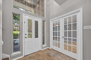 106 Sceptre Drive - Photo 3