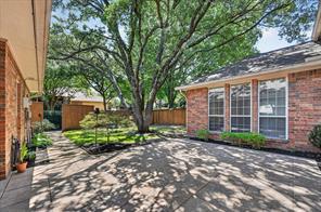 106 Sceptre Drive - Photo 33