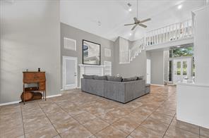 106 Sceptre Drive - Photo 5