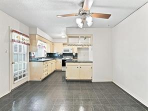 613 Cooper Street - Photo 10