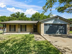 613 Cooper Street - Photo 2