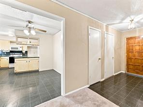 613 Cooper Street - Photo 9