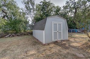 2307 NE 2nd Street - Photo 30