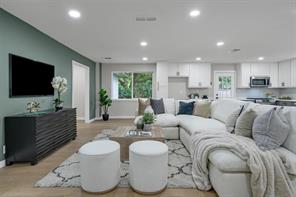 4815 Kelman Street - Photo 10