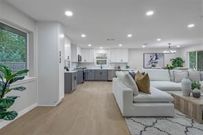 4815 Kelman Street - Photo 16