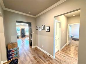 402 Coyote Creek Drive - Photo 2