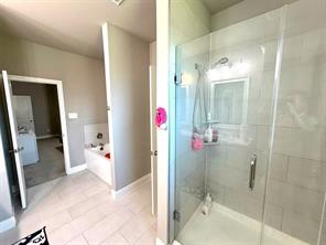 402 Coyote Creek Drive - Photo 9