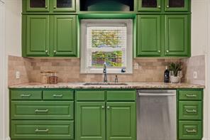 907 Monte Vista Drive - Photo 11