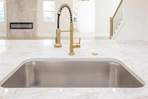 2703 Stonecrest Drive - Photo 14